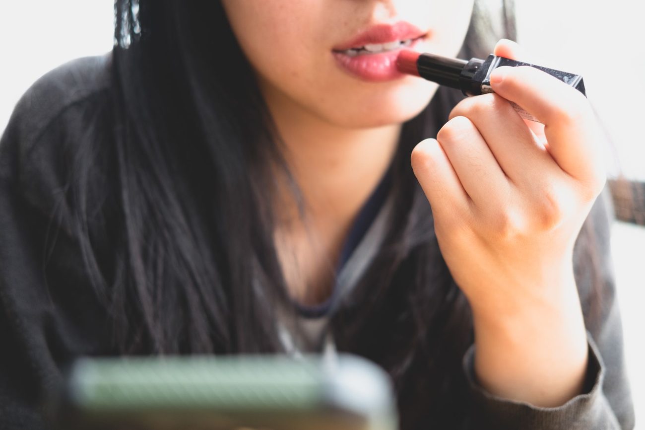 Lipstick application